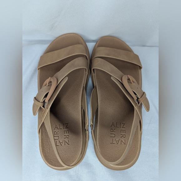 NWOB Naturalizer Hope Slingback Sandals Women's Size 5.5 - Picture 7 of 9